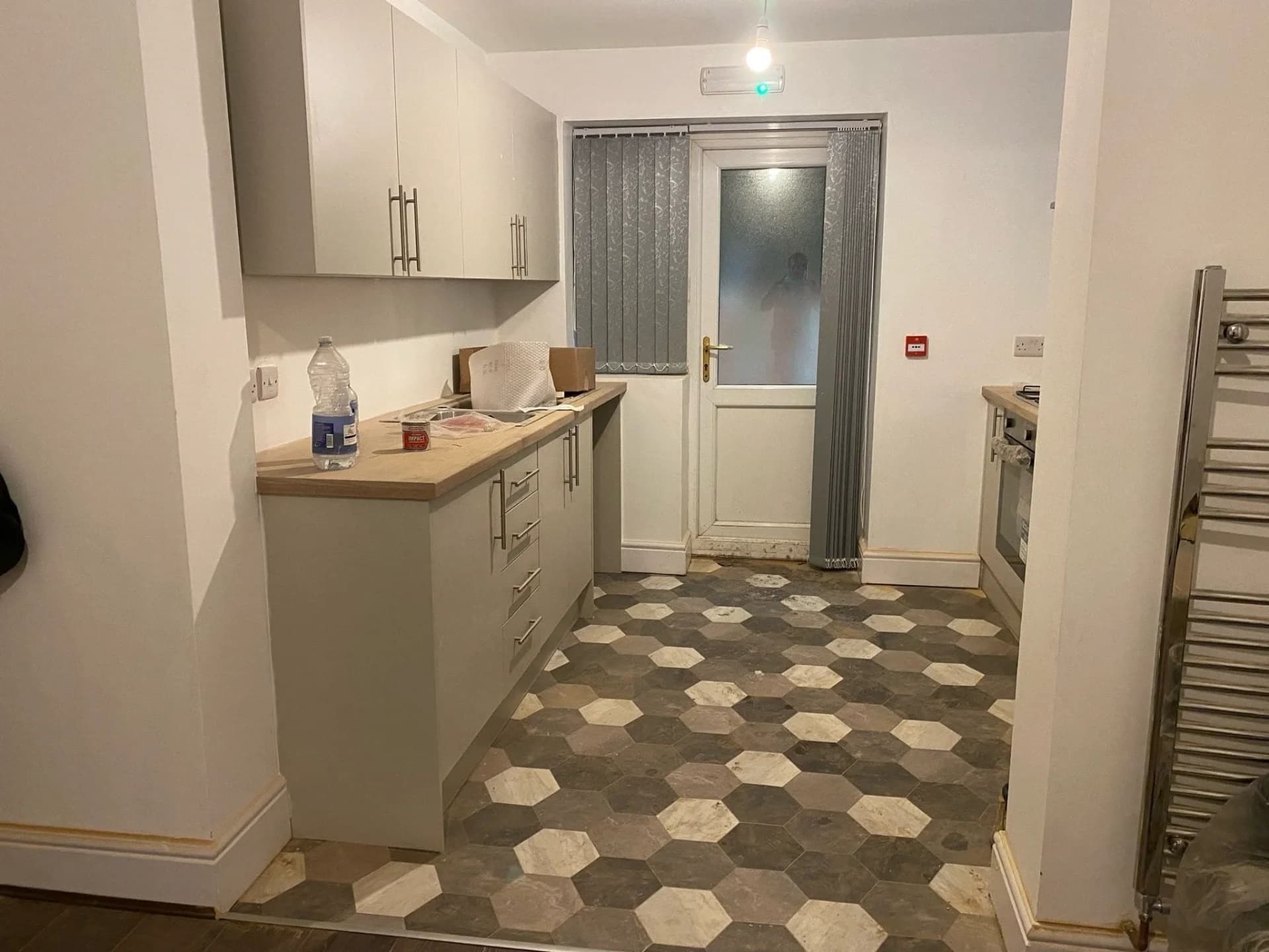 Modern Kitchen Renovation & Fit-Out — Nottingham — Kitchen by Kalhor Contractors
